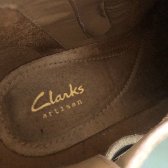 Clarks suede western ankle booties taupe 7.0 - Picture 8 of 8
